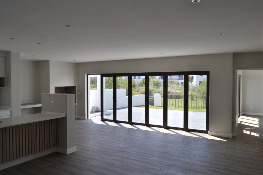 4 Bedroom Property for Sale in Croydon Gardens Estate Western Cape